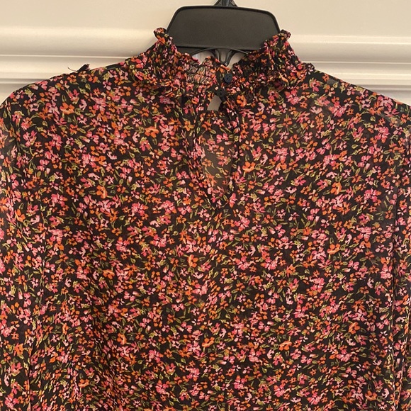 H&M Floral Blouse - Picture 4 of 4